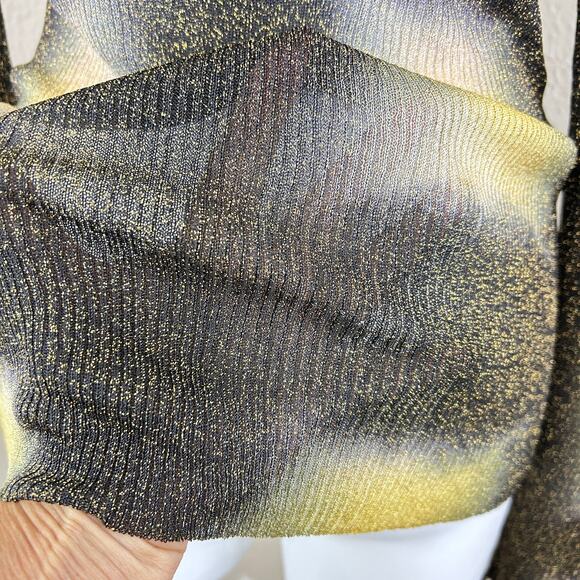 Happy Sheep Shimmer
Sweater Semi-Sheer Black, yellow, gold metallic threads Med - Picture 4 of 8